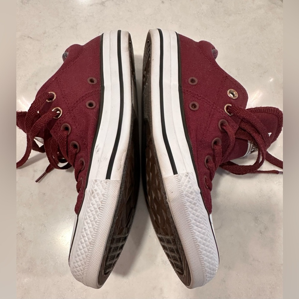 Converse All Star Chuck Taylor’s, size 7, Burgundy - Picture 8 of 8